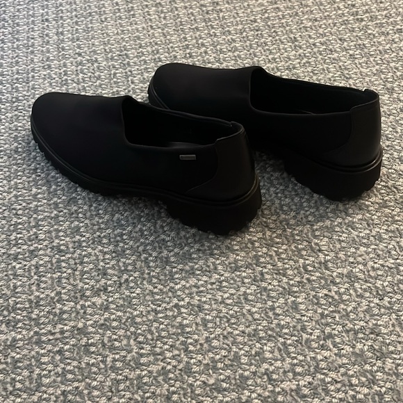 Women’s Ara  Kempton black shoe. - Picture 2 of 4